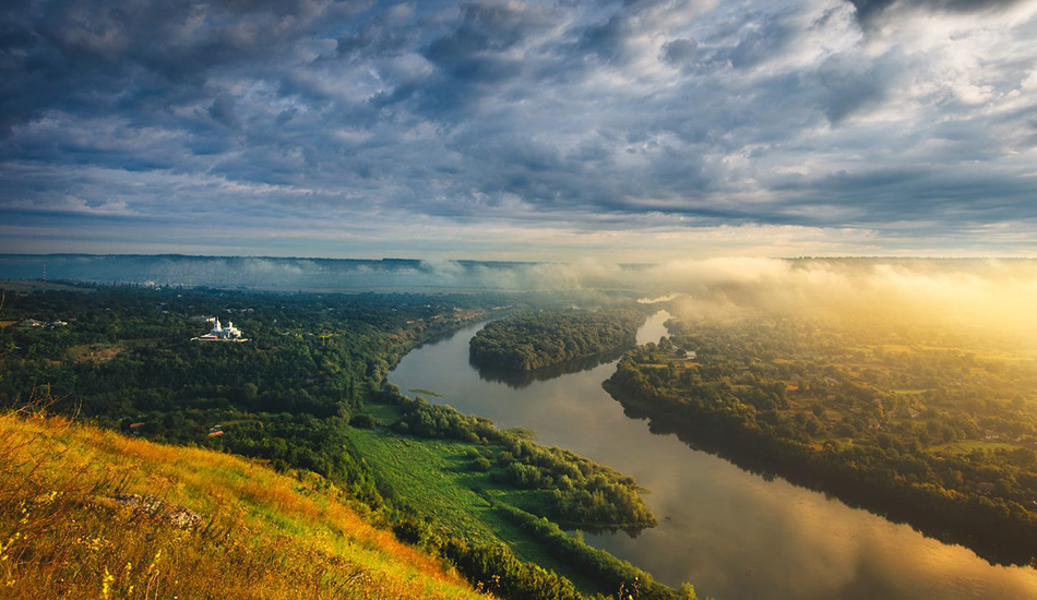 Best Time to Visit Transnistria: Weather by Season